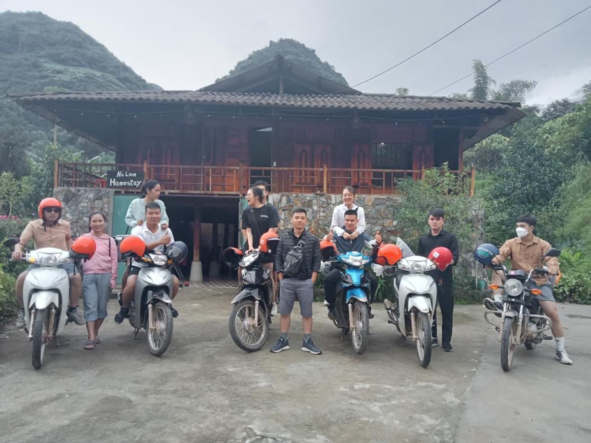 Du Gia Nalien View Homestay Làng Cac Exterior foto