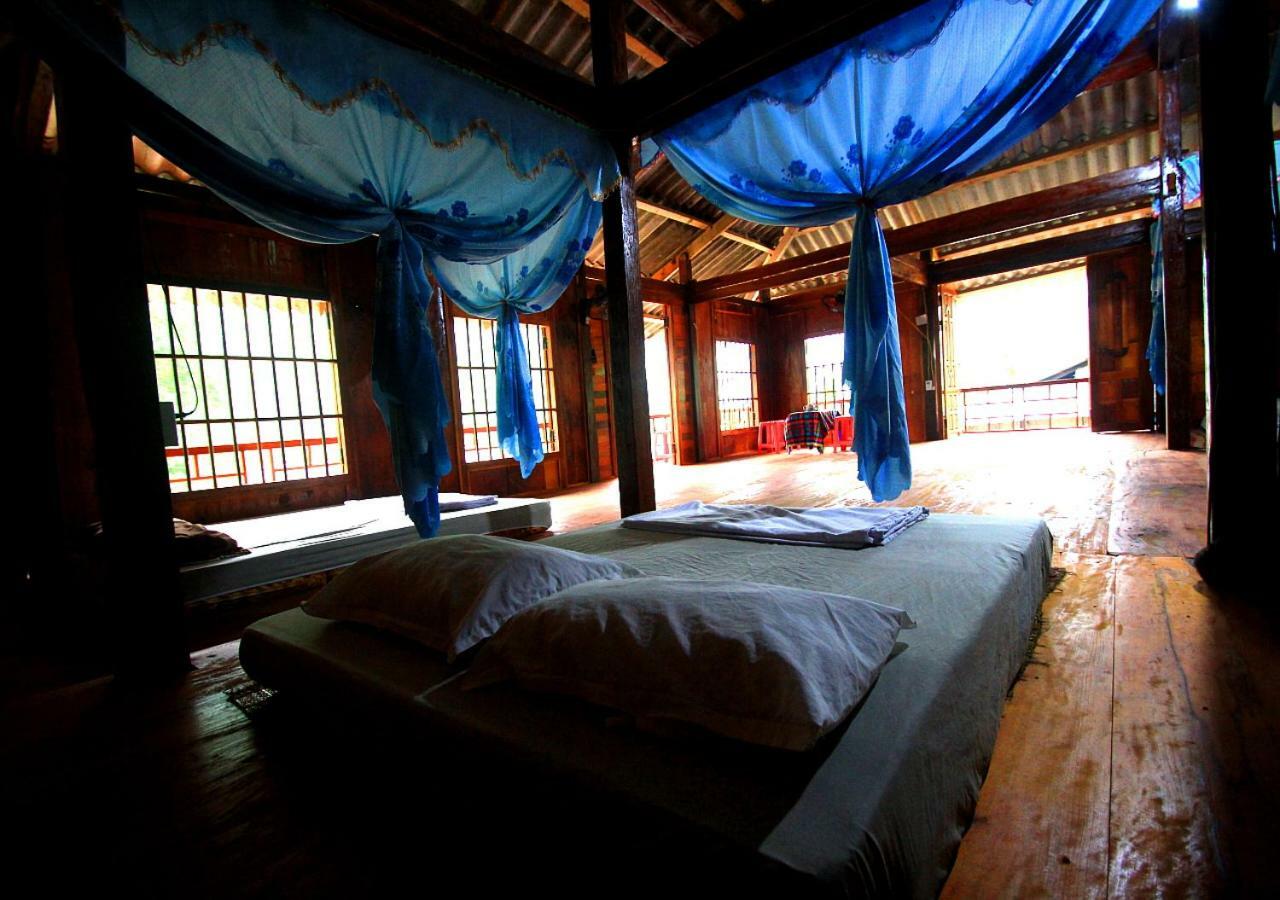 Du Gia Nalien View Homestay Làng Cac Exterior foto