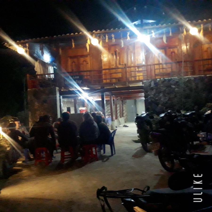 Du Gia Nalien View Homestay Làng Cac Exterior foto